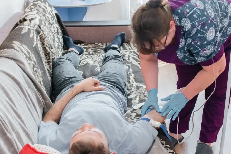 Срочный вывод из запоя в Озёрске: быстро, недорого